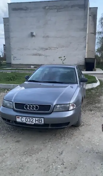 Audi A4, 1996