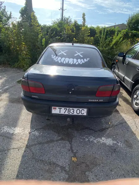 Opel Omega, 1995
