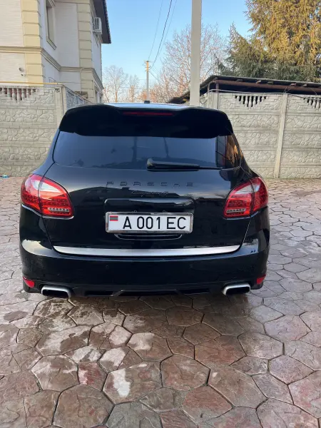 Porsche Cayenne, 2010