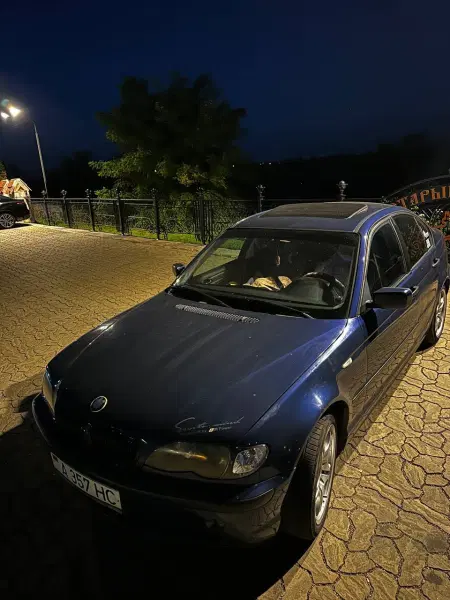 BMW 3 Series, 2004