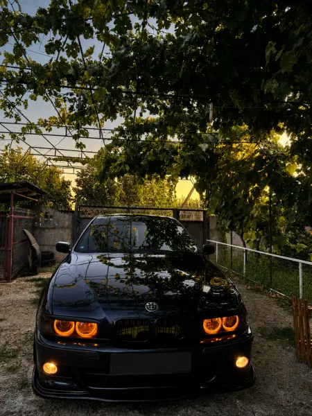 BMW 5 Series, 2000