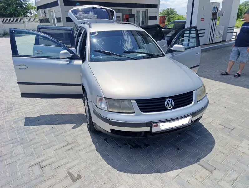 Volkswagen Passat, 1998
