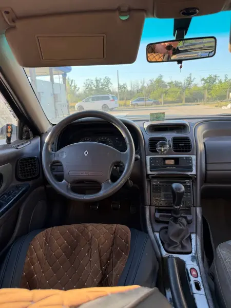 Renault Laguna, 2000