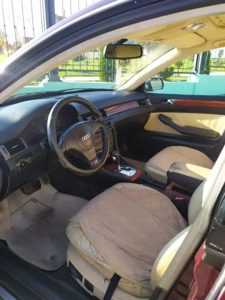 Audi A6, 2001