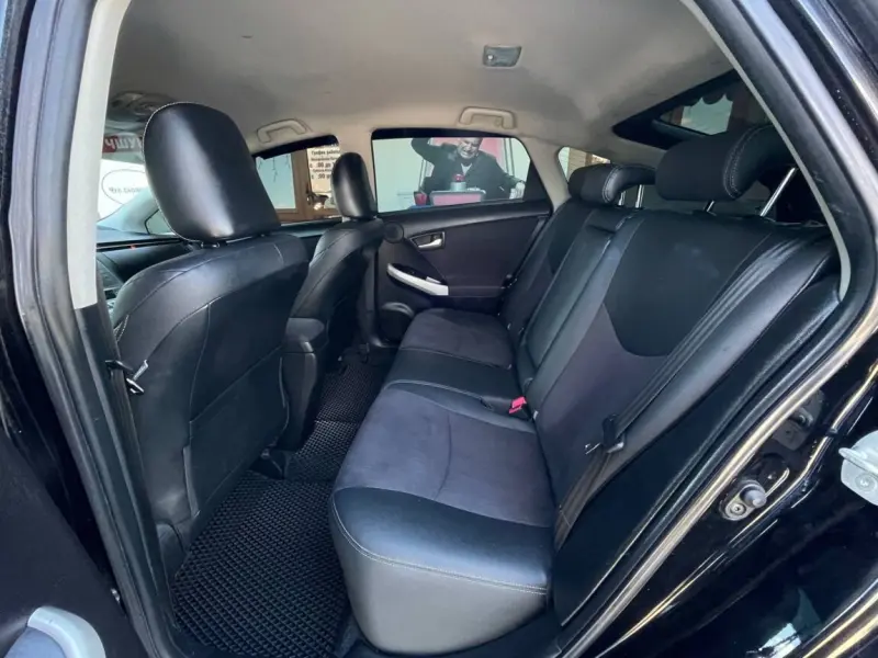 Toyota Prius, 2013