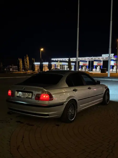 BMW 3 Series, 2000