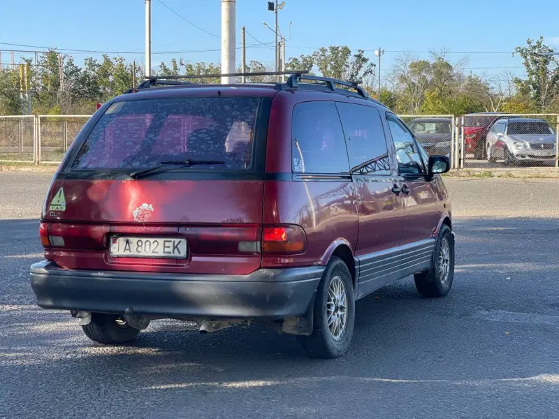 Toyota Previa, 1995