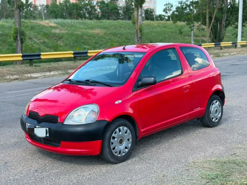 Toyota Yaris, 2002