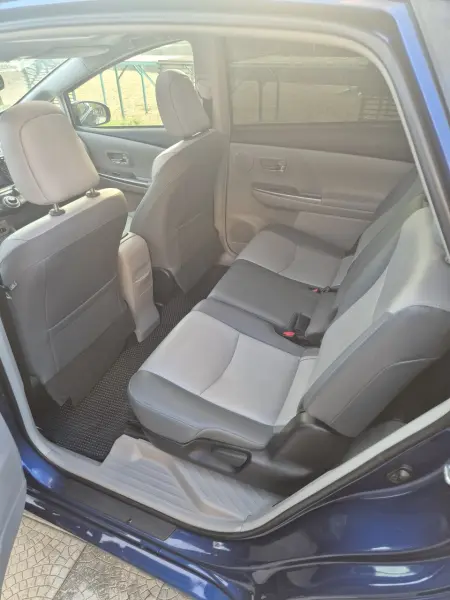 Toyota Prius, 2015
