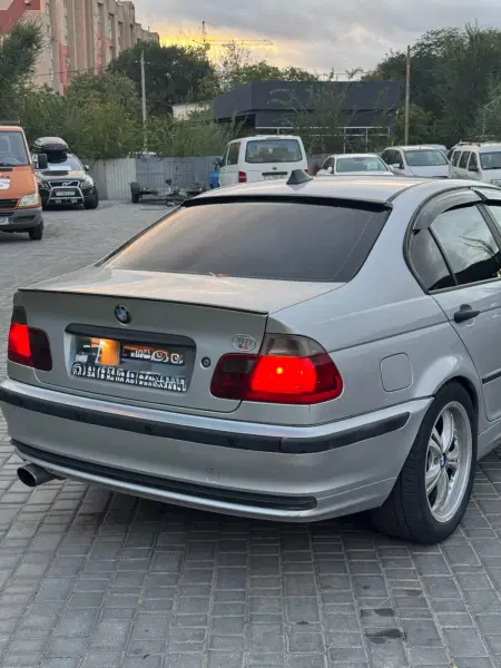 BMW 3 Series, 2000