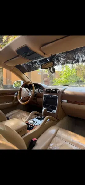 Porsche Cayenne, 2004