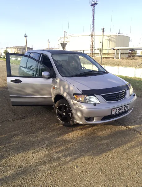 Mazda MPV, 2000