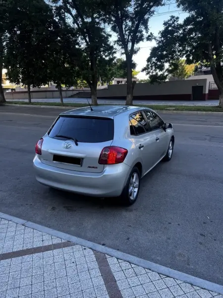 Toyota Auris, 2009