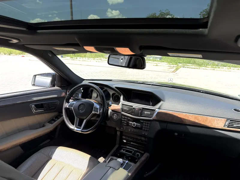 Mercedes-Benz E-Class, 2012