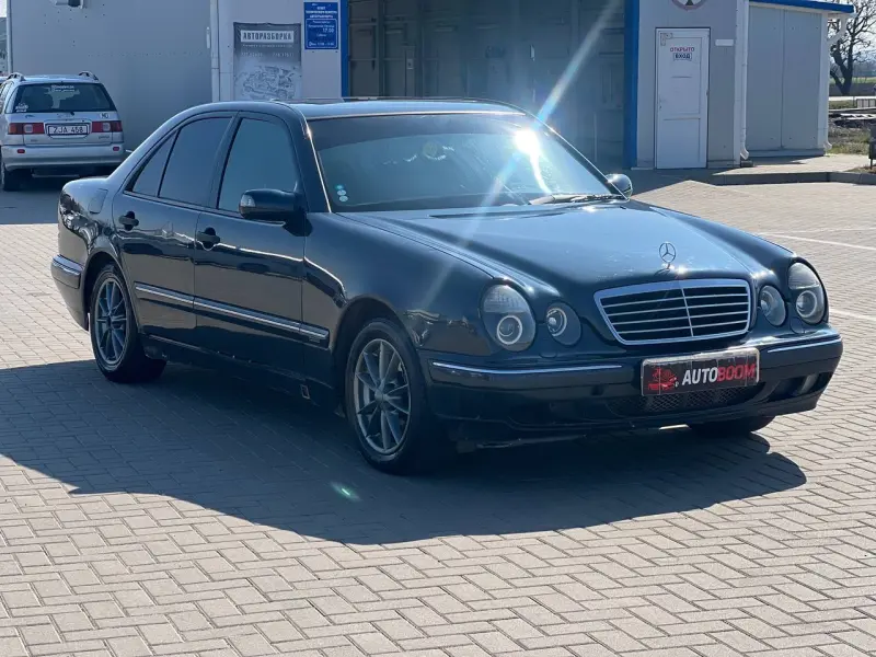 Mercedes-Benz E-Class, 2001