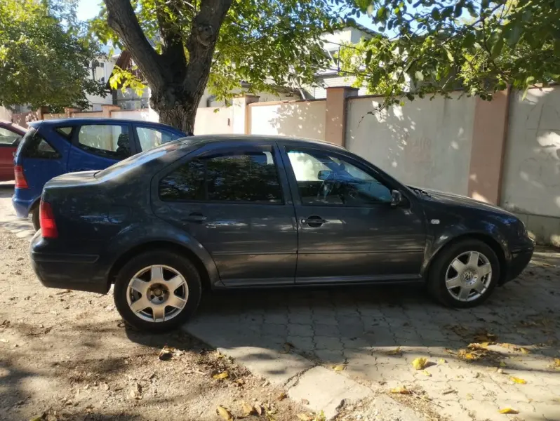 Volkswagen Bora, 2001