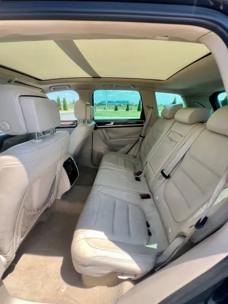 Volkswagen Touareg, 2011