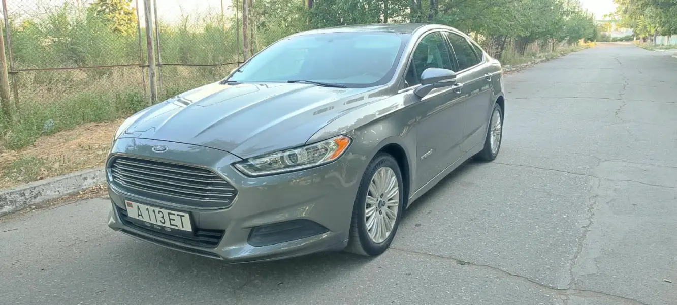 Ford Fusion, 2014