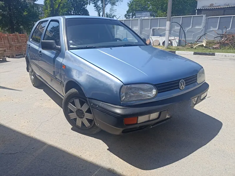 Volkswagen Golf, 1993