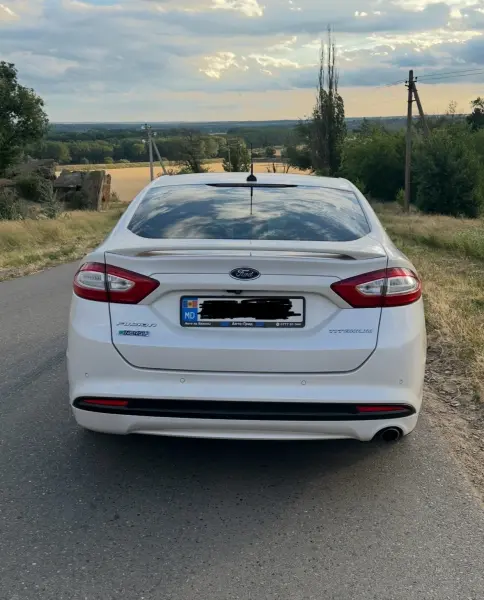 Ford Fusion, 2013