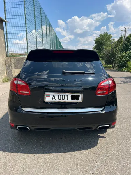Porsche Cayenne, 2010