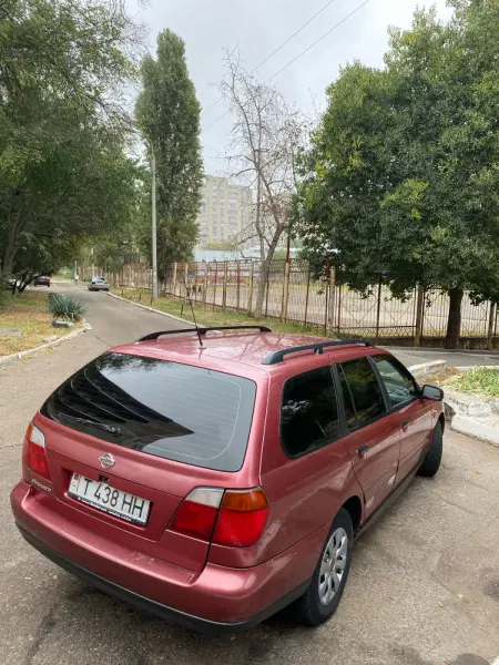 Nissan Primera, 2000