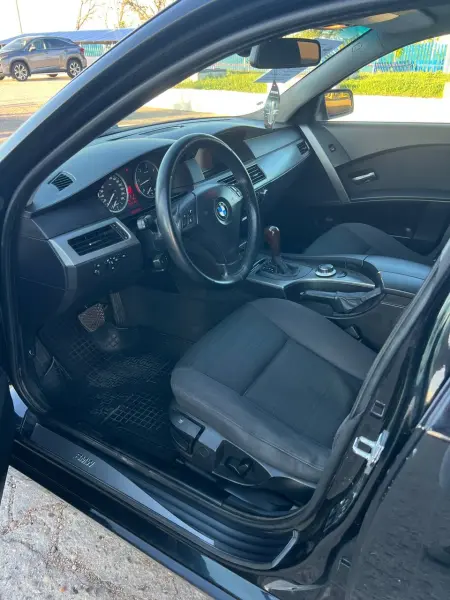 BMW 5 Series, 2005