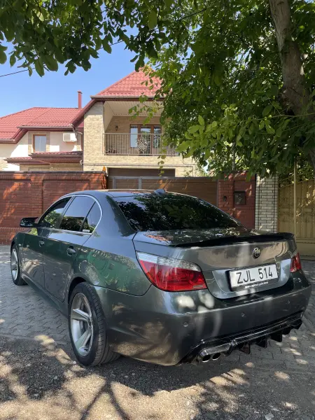 BMW 5 Series, 2004