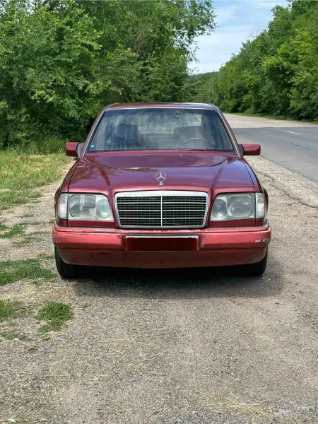 Mercedes-Benz E-Class, 1993