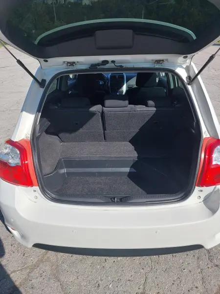 Toyota Auris, 2012