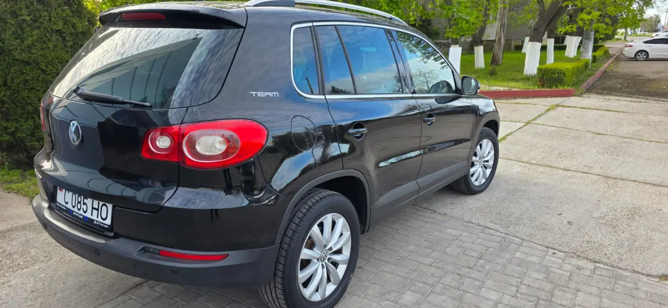 Volkswagen Tiguan, 2011