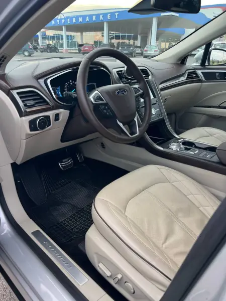 Ford Fusion, 2017