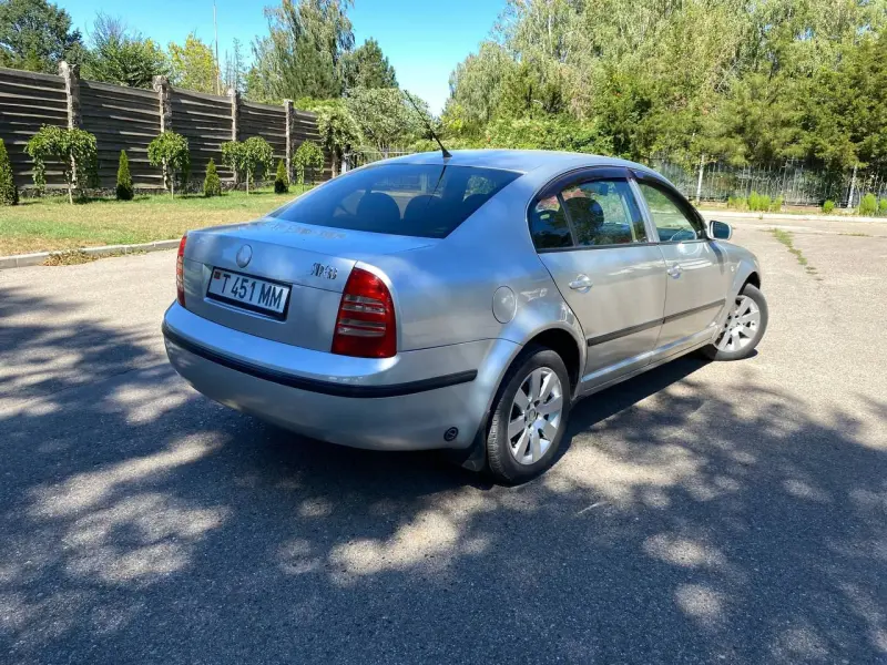 Skoda Superb, 2003