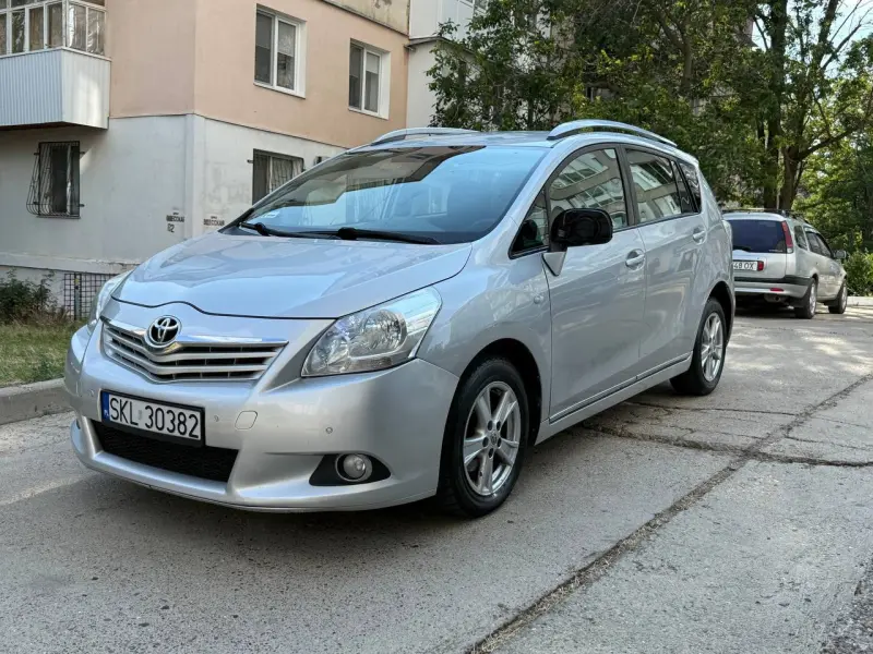 Toyota Corolla Verso, 2010