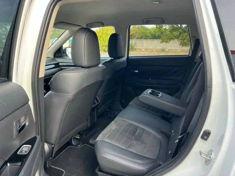 Mitsubishi Outlander, 2019