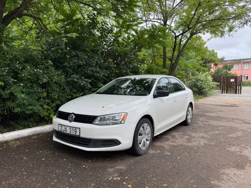 Volkswagen Jetta, 2013