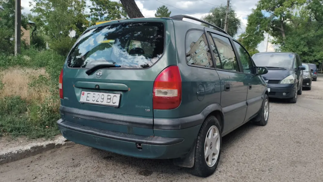 Opel Zafira, 2003