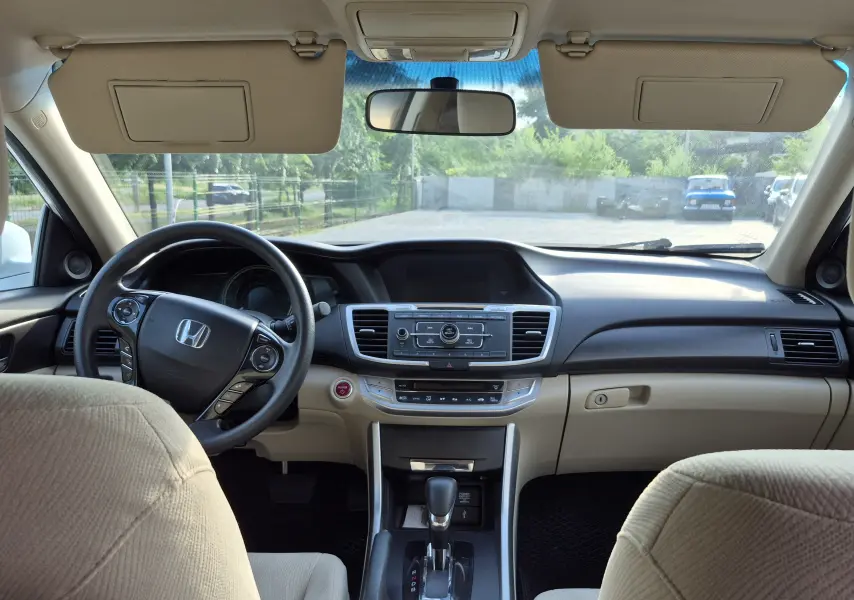 Honda Accord, 2013