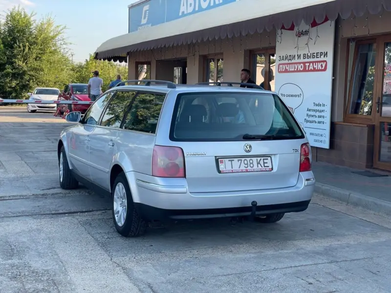 Volkswagen Passat, 2005