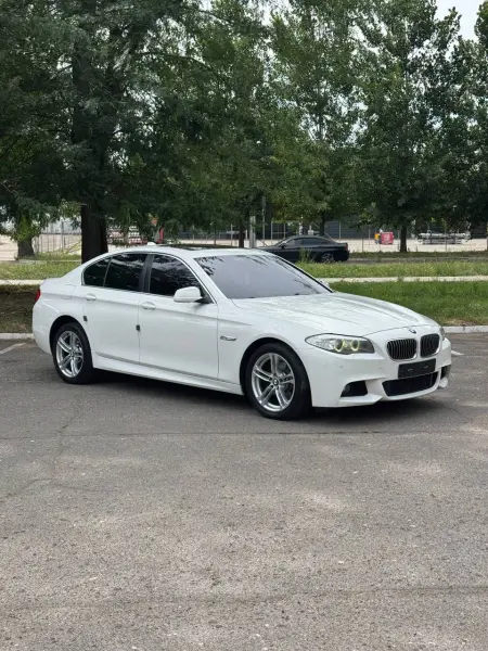 BMW 5 Series, 2012