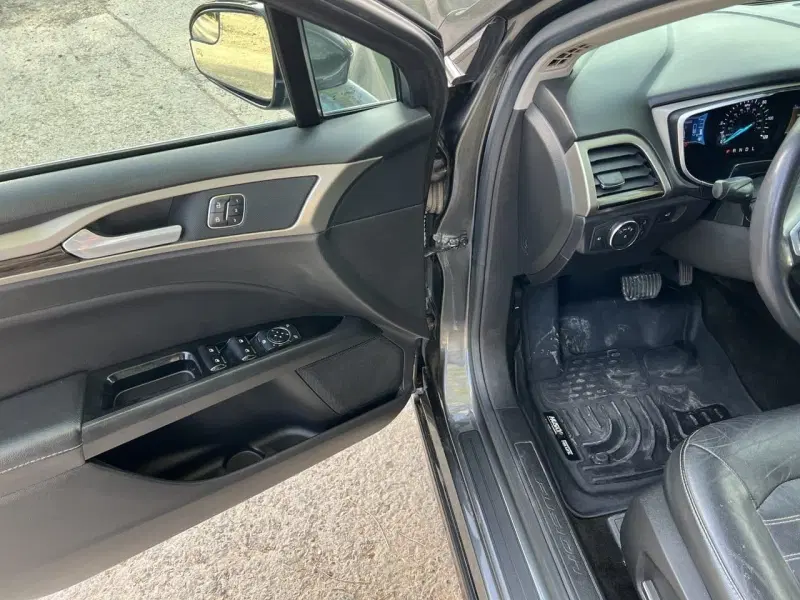 Ford Fusion, 2016