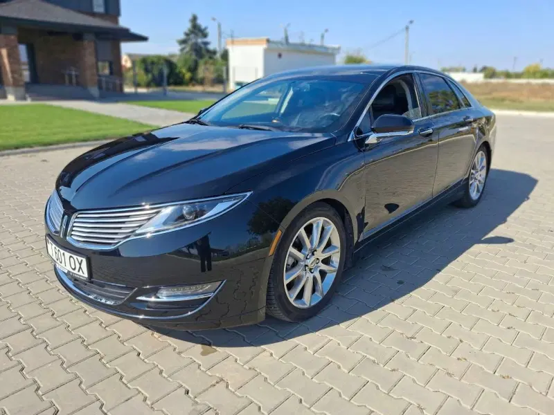 Lincoln MKZ, 2016