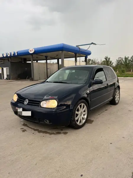 Volkswagen Golf, 2001