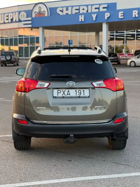 Toyota RAV4, 2014