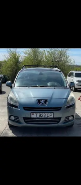 Peugeot 5008, 2009