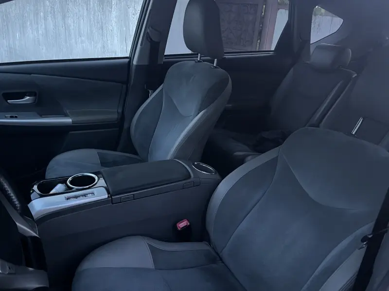 Toyota Prius, 2013