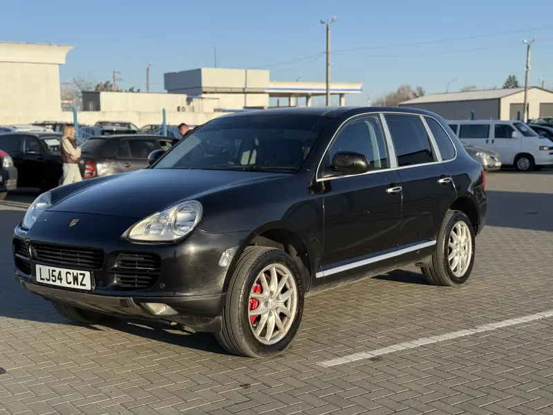 Porsche Cayenne, 2005