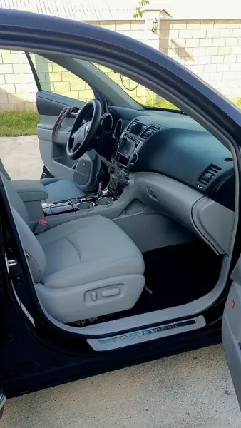 Toyota Highlander, 2012