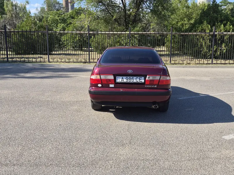 Toyota Carina, 1995