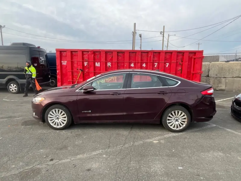 Ford Fusion, 2013